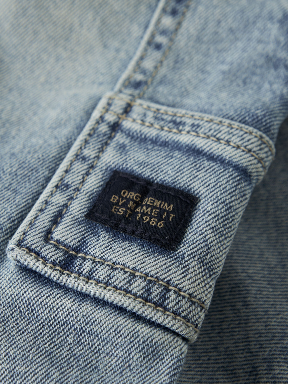 model_shot-detail