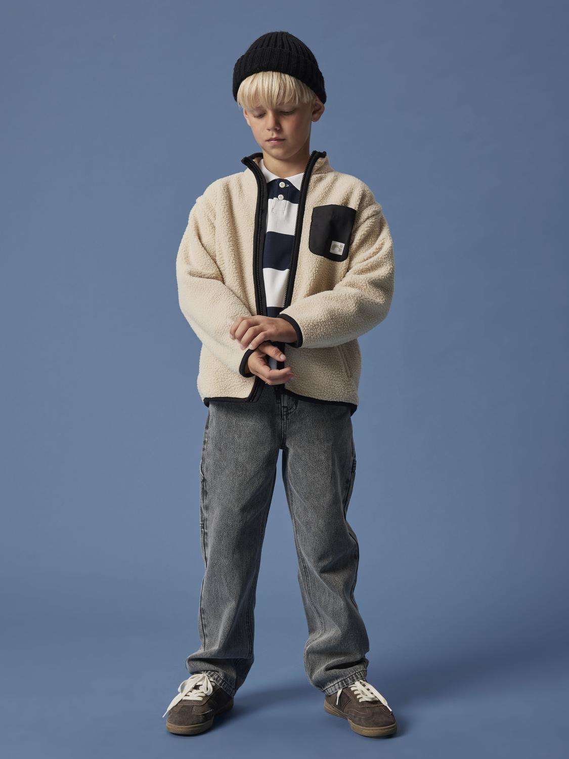 model_shot-detail